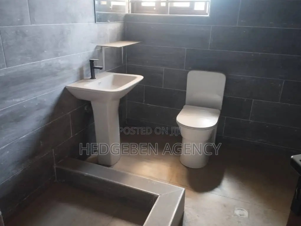 2bdrm Apartment in Adenta for rent
