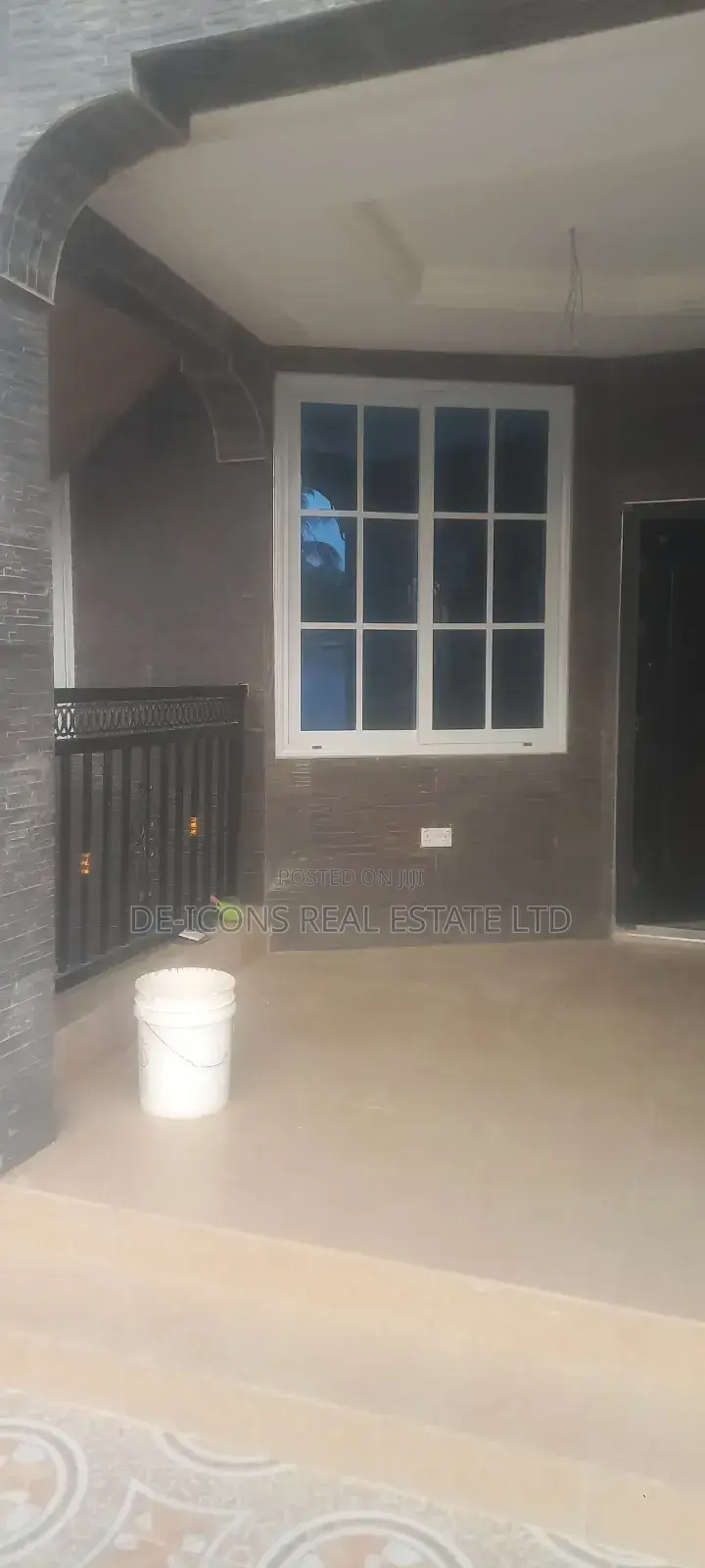 2bdrm Duplex in De-Icons Real Estate, Ga South Municipal for rent