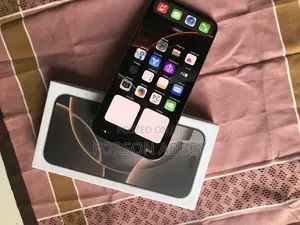 New Apple iPhone 16 Pro Max 512 GB Gold