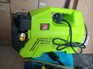 Great Cleaning: 3000W Pressure Washer!