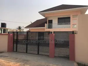 4bdrm House in Adjiringanor, Ability for sale