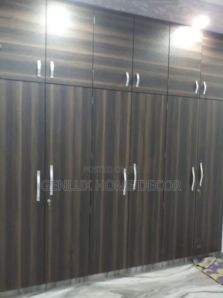 Compact Corner Wardrobes for Small Spaces