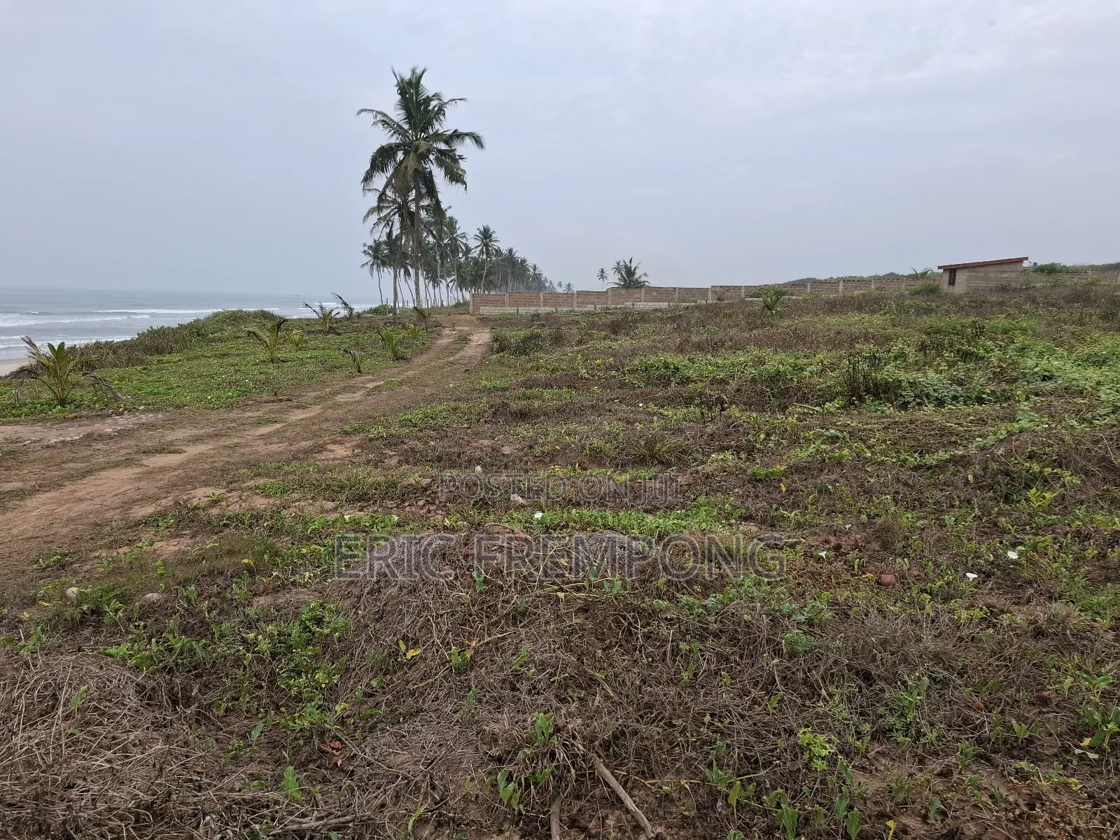 4 Plots Direct Beachfront
