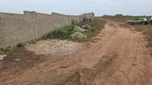 4 Plots Direct Beachfront