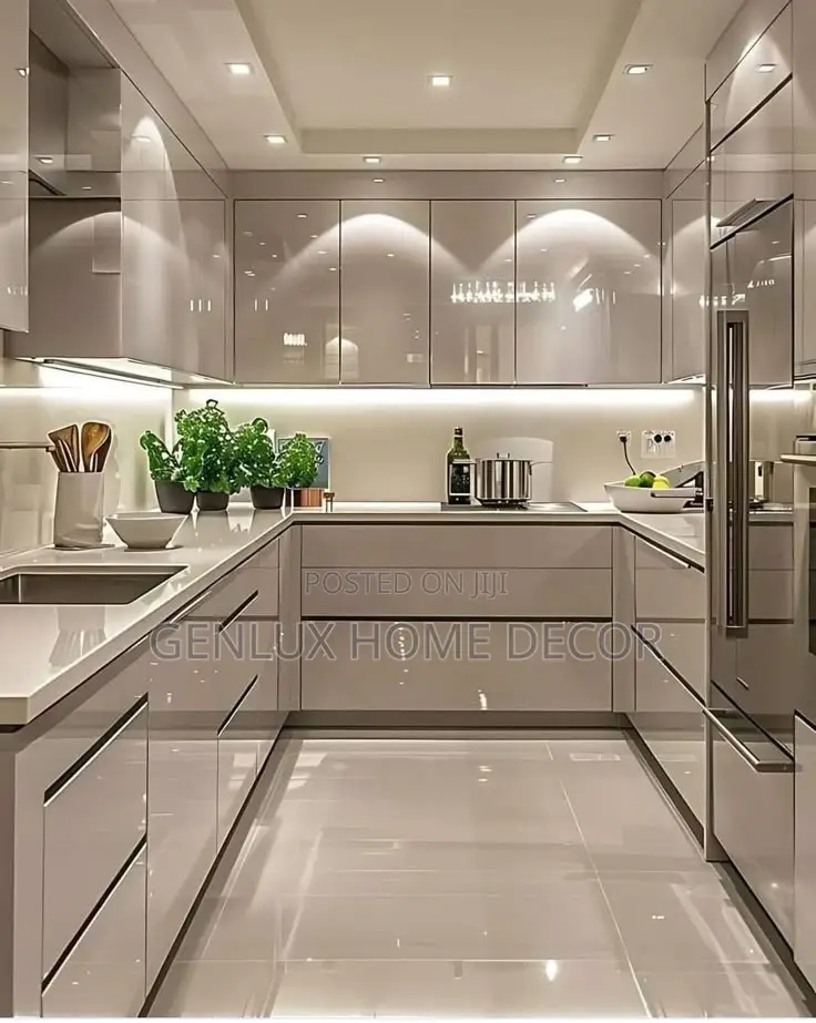 Water-Resistant and Heatproof Kitchen Cabinets