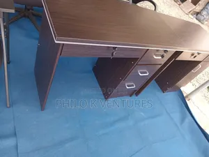 Head of School Desk