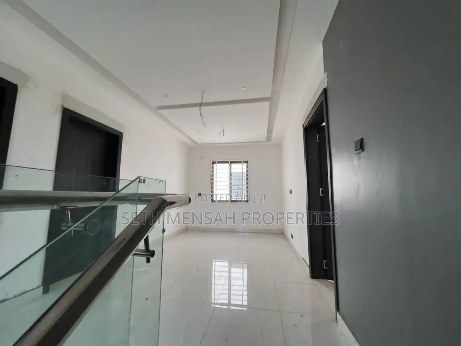 5bdrm House in Sakumono Estate for sale