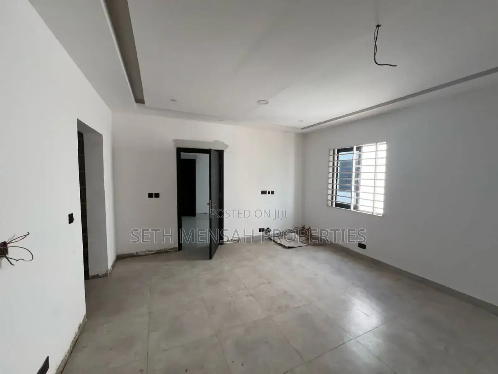 5bdrm House in Sakumono Estate for sale
