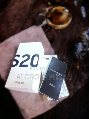 New Samsung Galaxy S20 FE 128 GB Gold