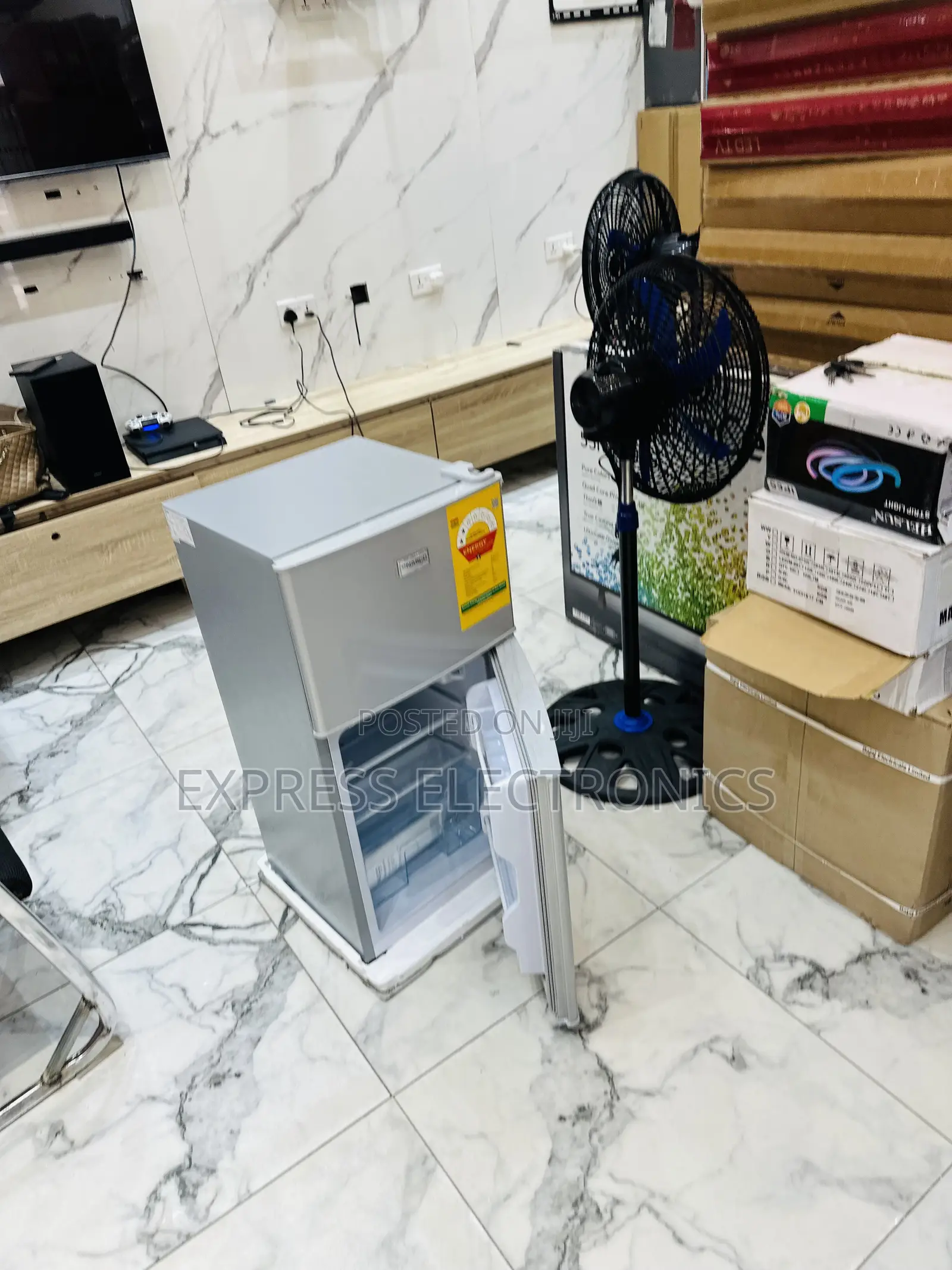 Table Top Double Door Fridge Nasco 