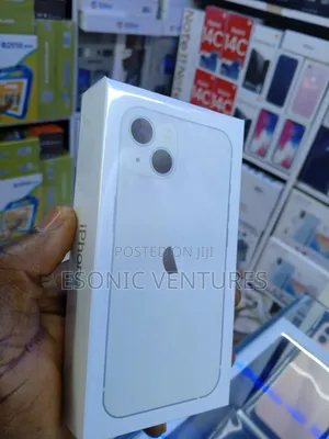 New Apple iPhone 13 128 GB White