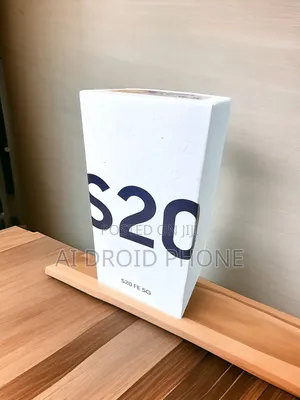 New Samsung Galaxy S20 FE 128 GB Green