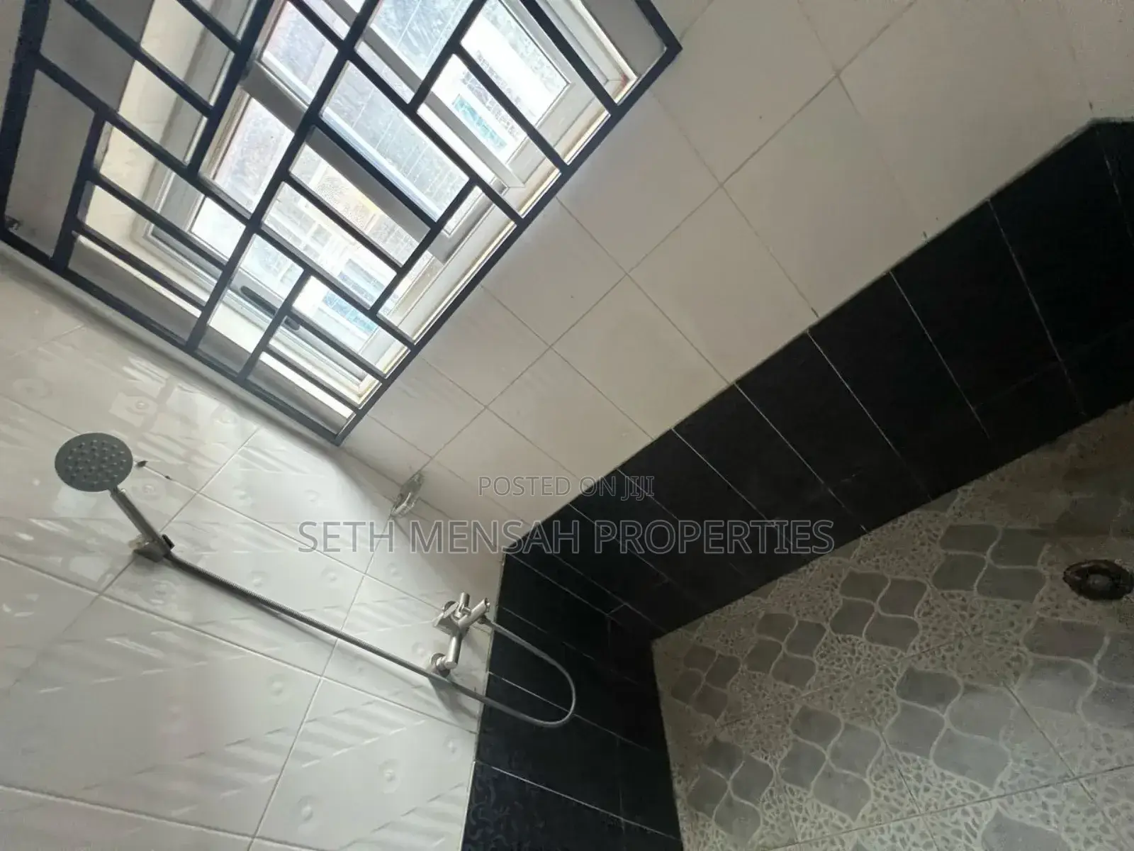 4bdrm House in Skm Properties, Baatsona Total for sale