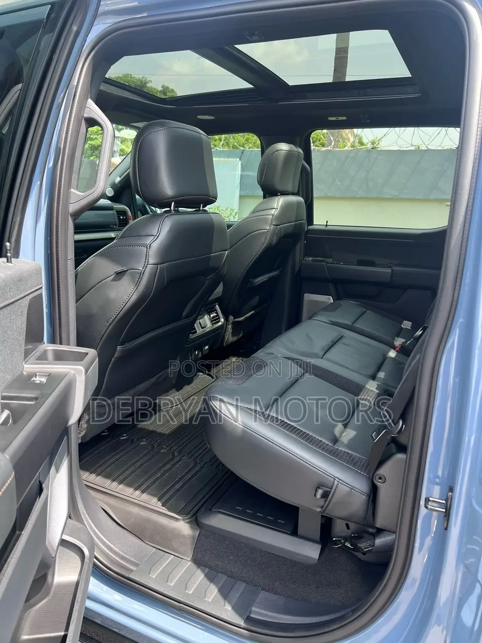 Ford F-150 Raptor 2023 Blue