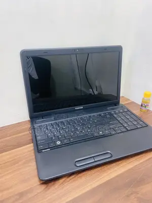 Laptop Toshiba Satellite C655D 4GB AMD HDD 32GB