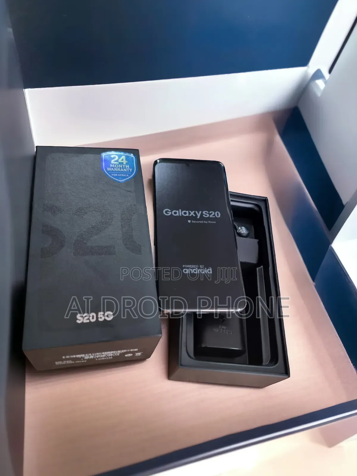 New Samsung Galaxy S20 128 GB Silver