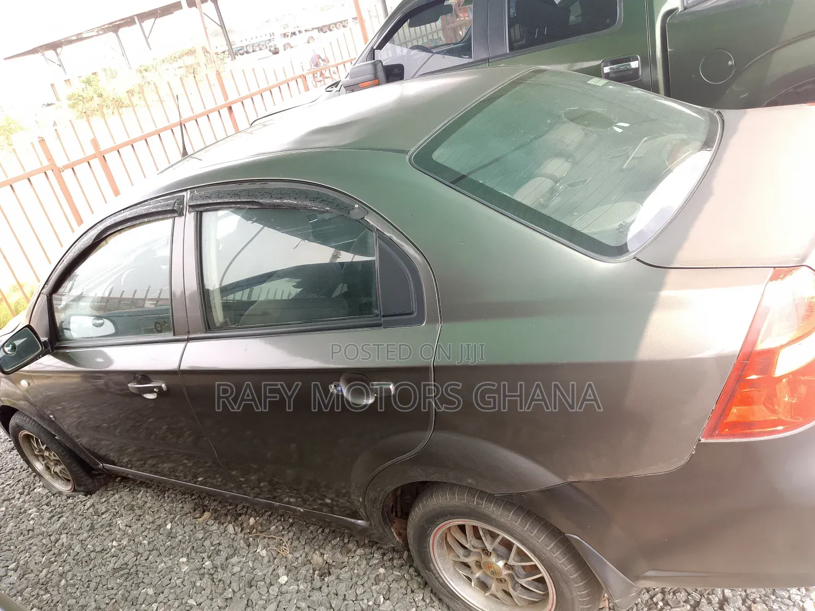 Pontiac Vibe 2007 Gray