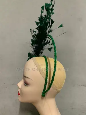 Green Fascinator For All Events And Programs
