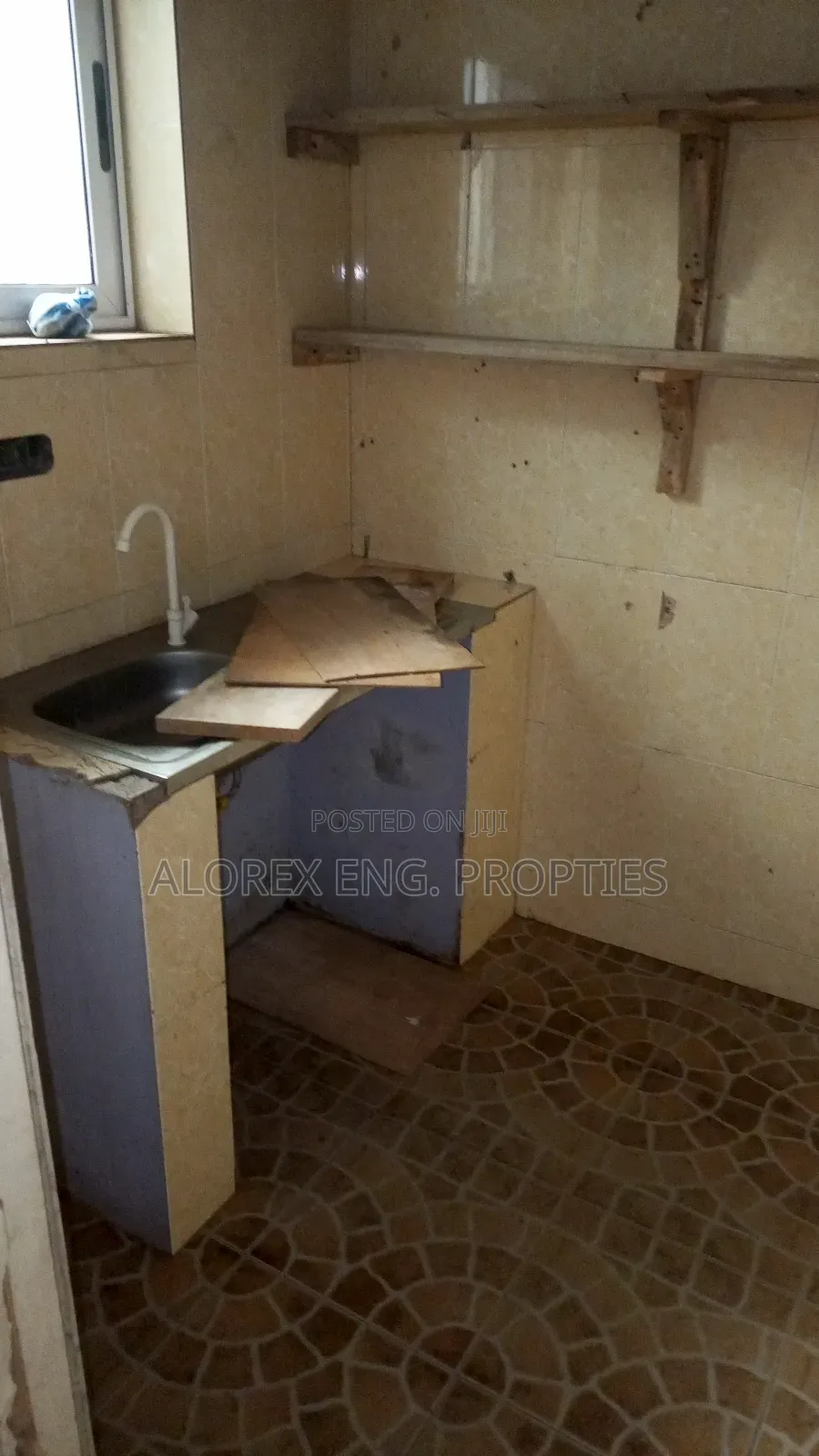 1bdrm Apartment in Danfa for rent