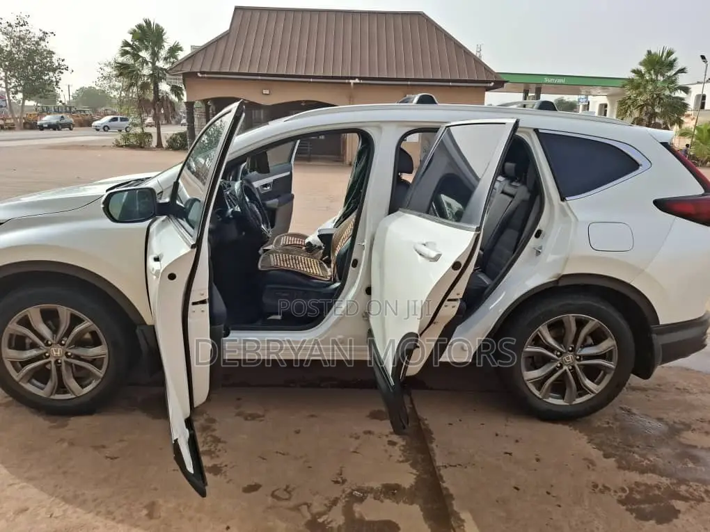 Honda CR-V 2022 White