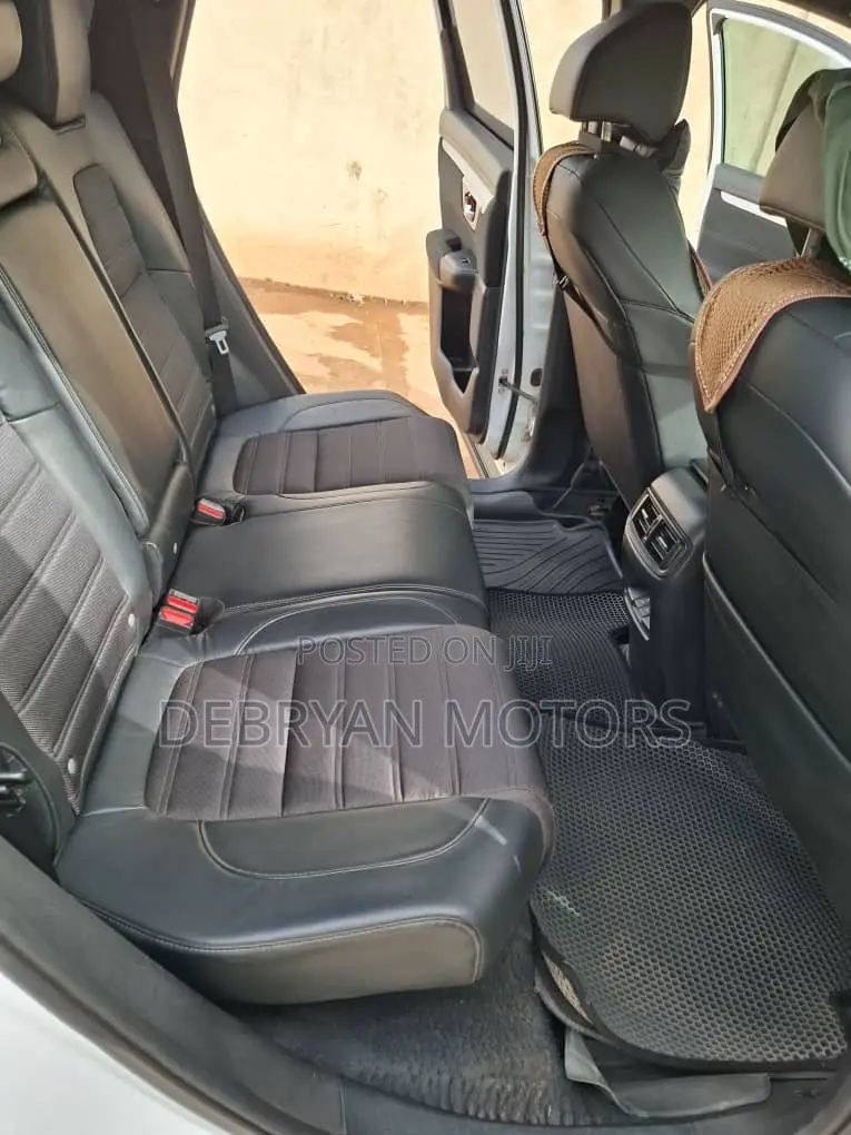 Honda CR-V 2022 White