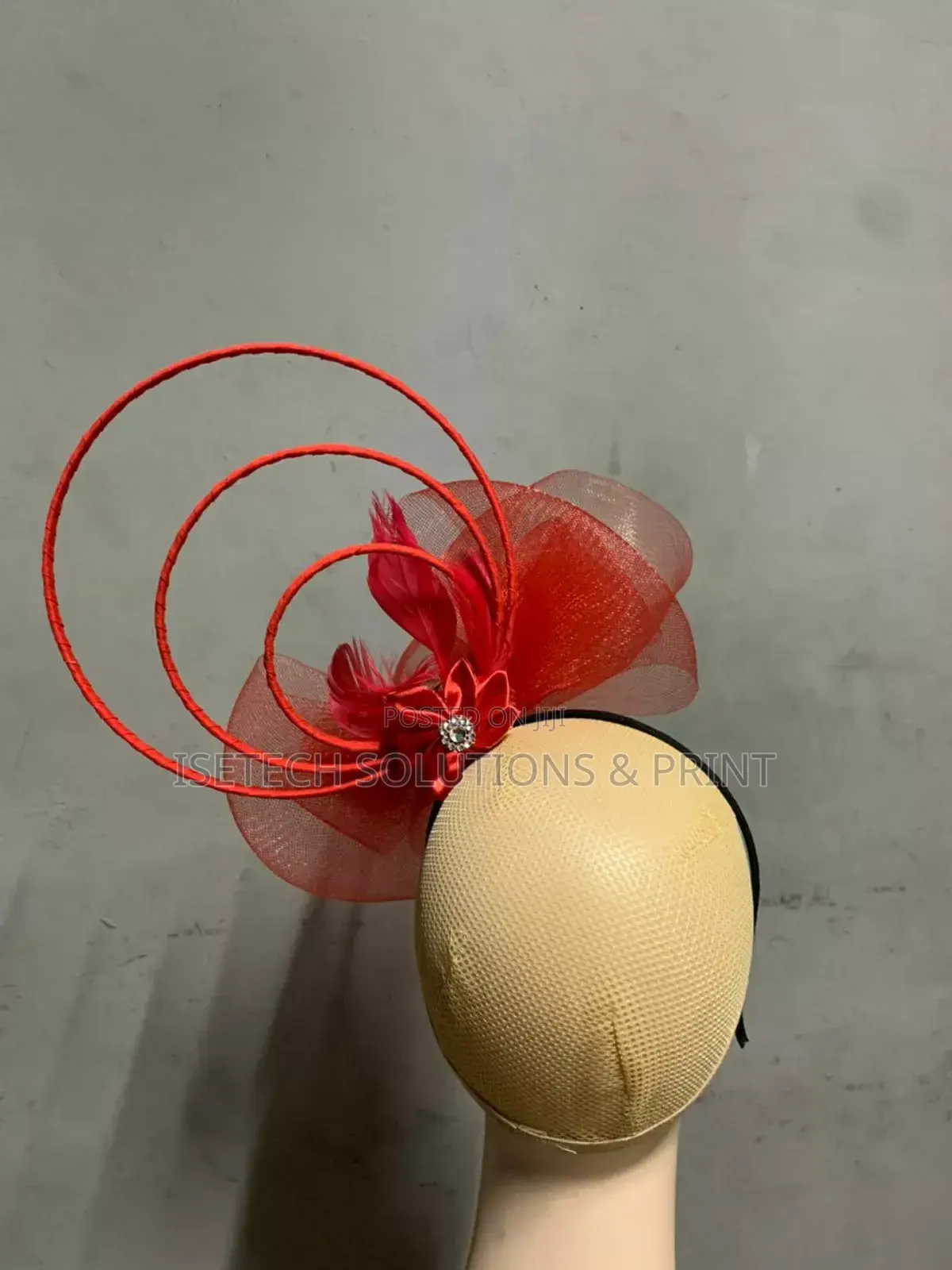 Red Fascinator for All Events and Programs