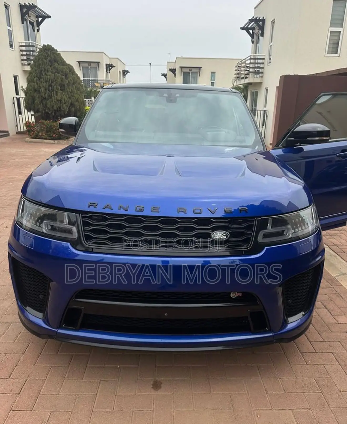 Land Rover Range Rover Sport SVR 2019 Blue