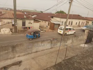 10bdrm House in Tafo - Top-Boat, Kumasi Metropolitan for sale