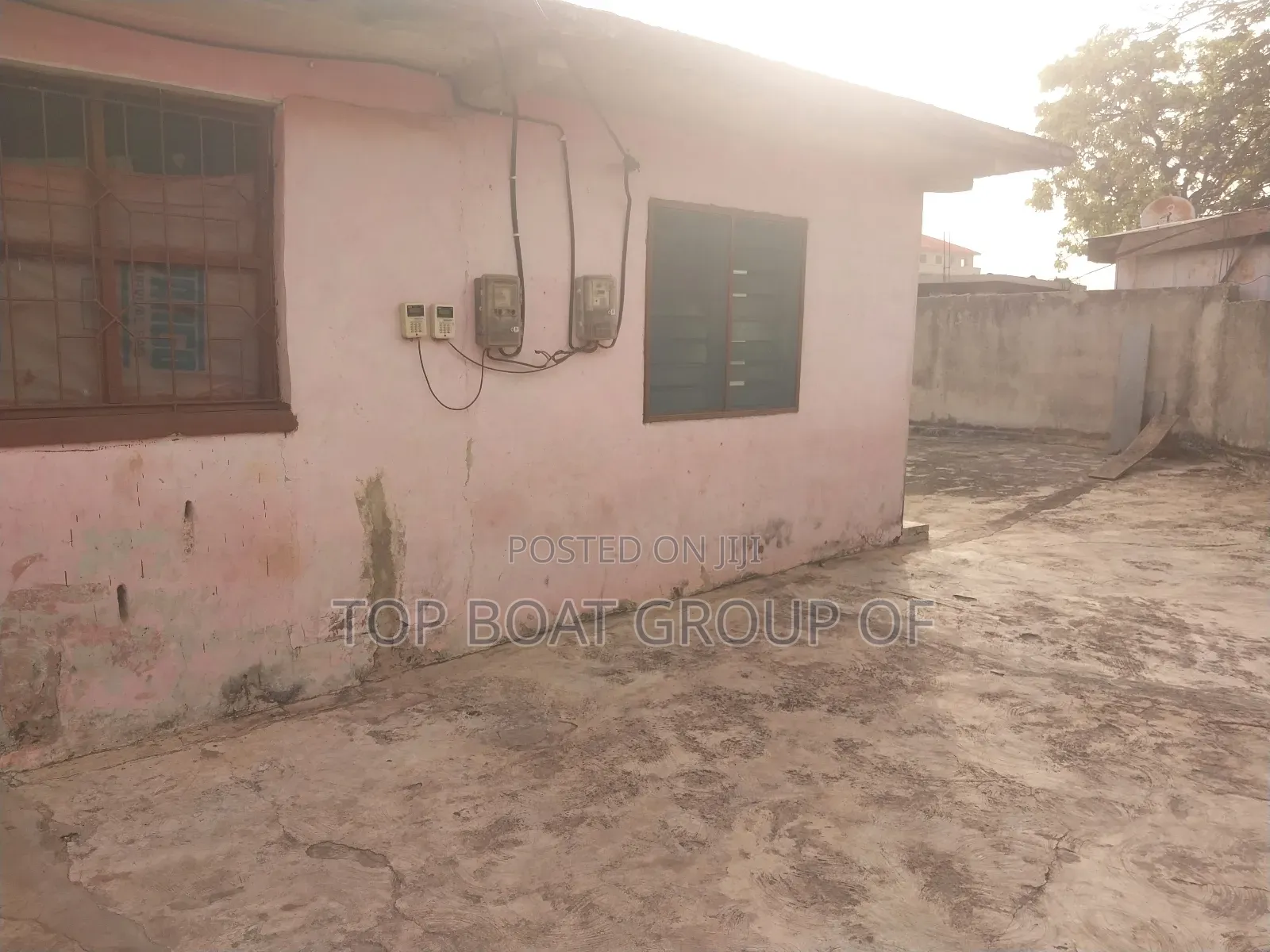 10bdrm House in Tafo - Top-Boat, Kumasi Metropolitan for sale