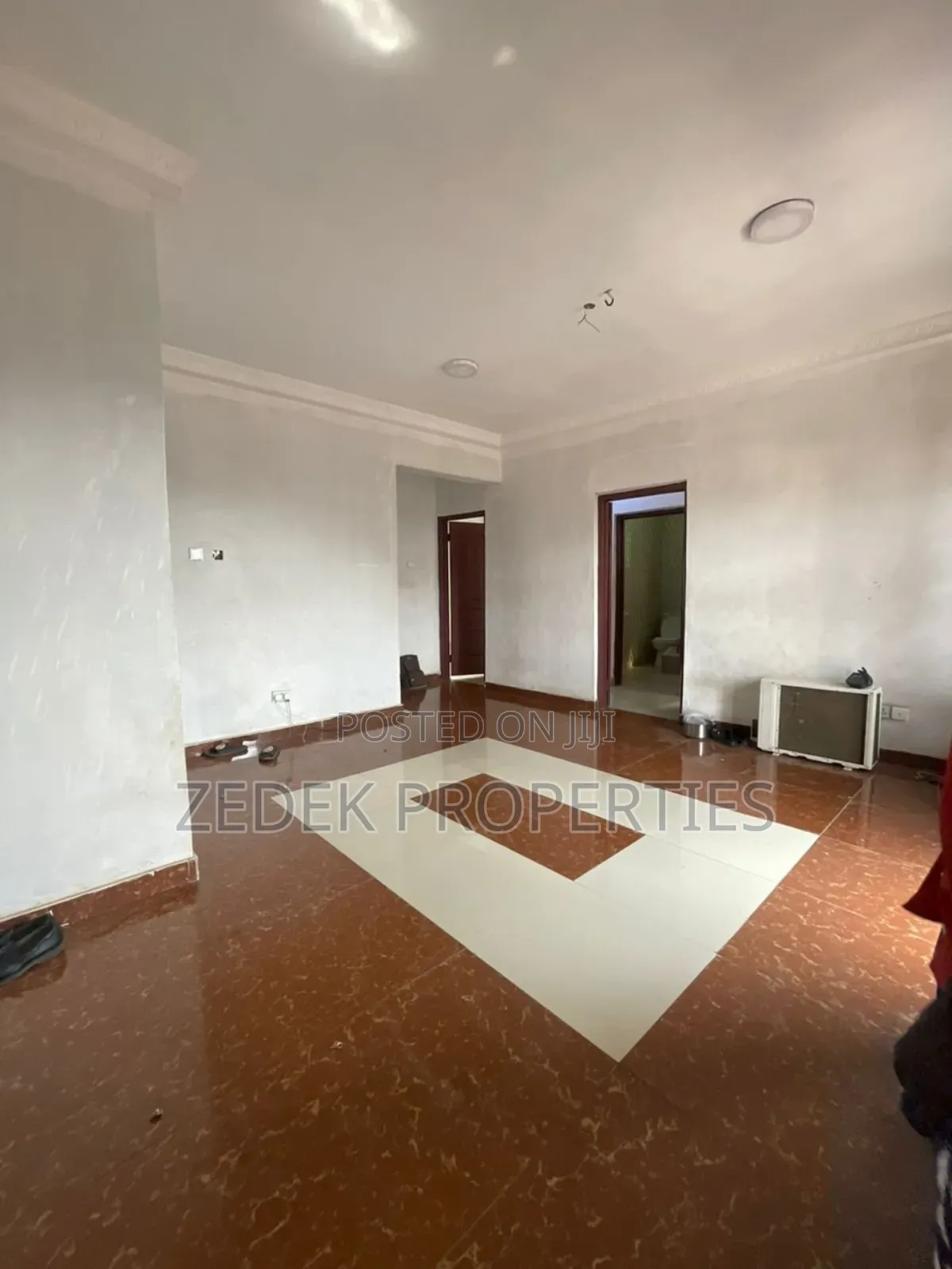 2bdrm Apartment in Zedek Properties, Ofankor for rent