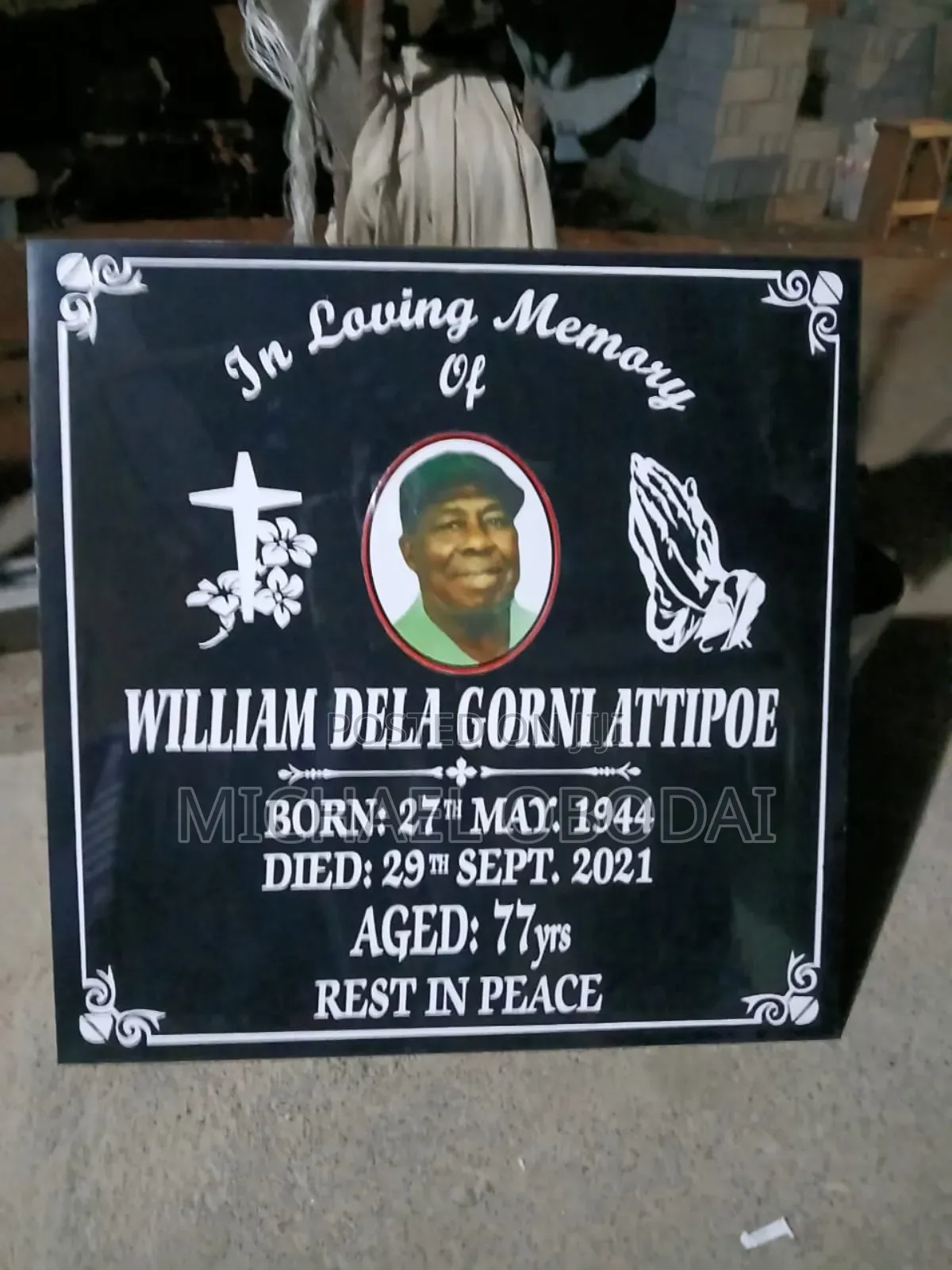 Memorial Plaque Writing