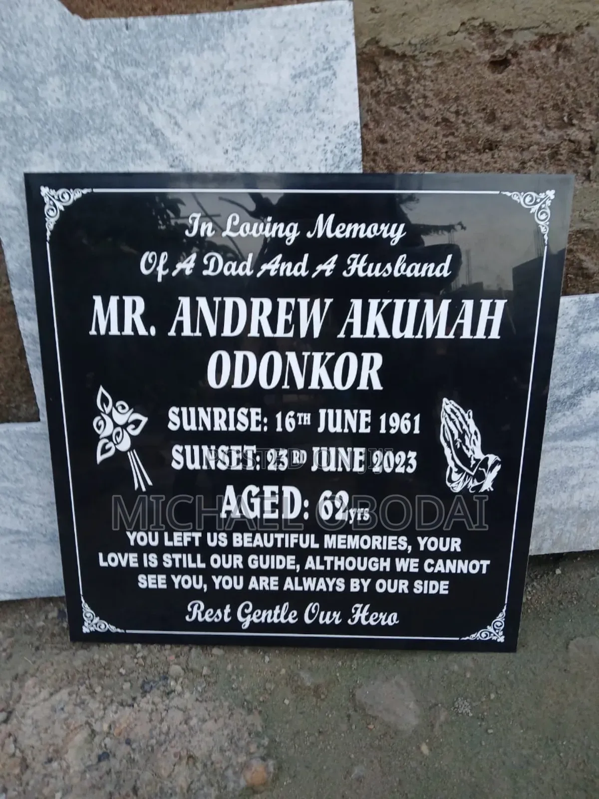 Memorial Plaque Writing