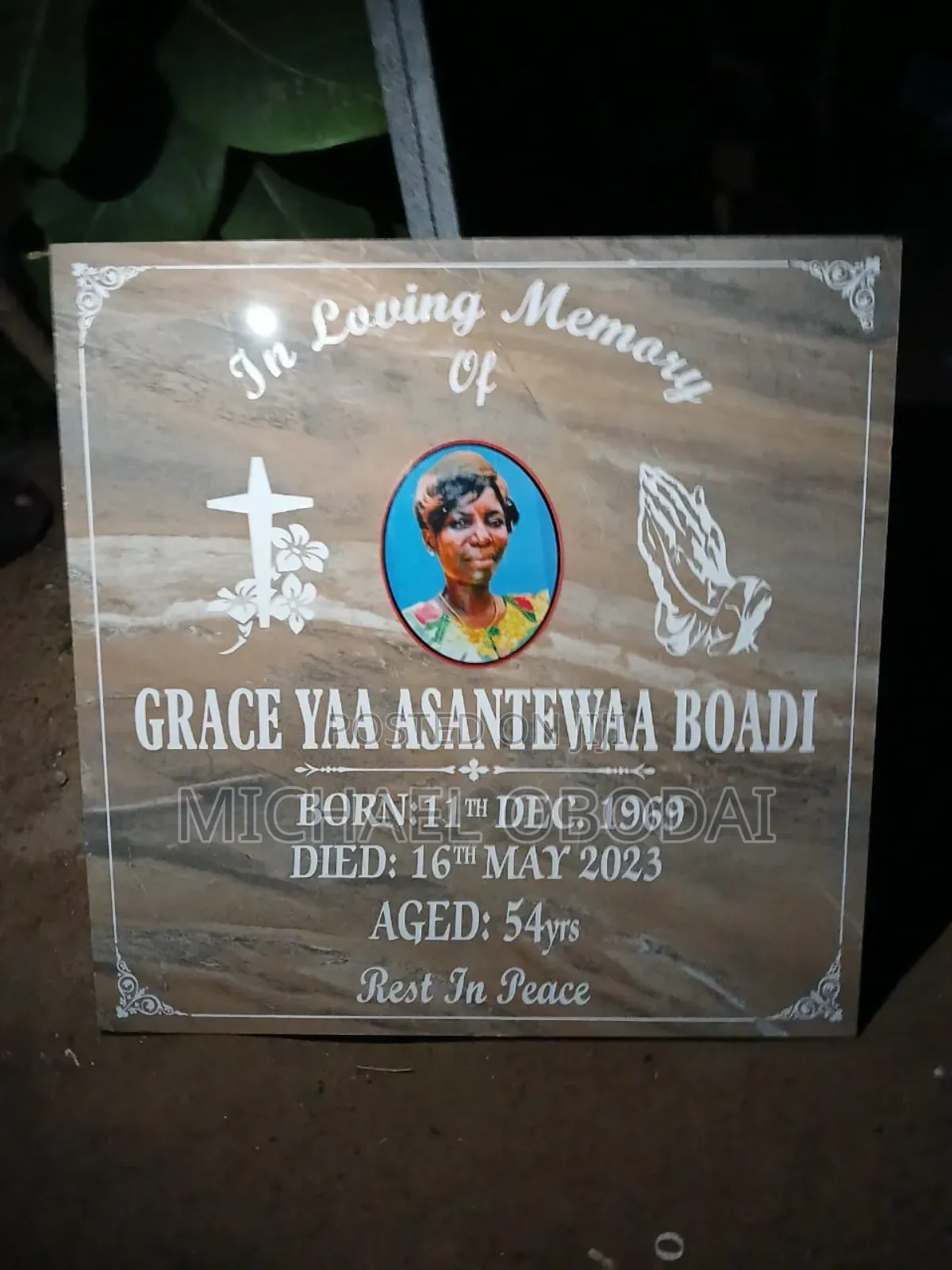 Memorial Plaque Writing