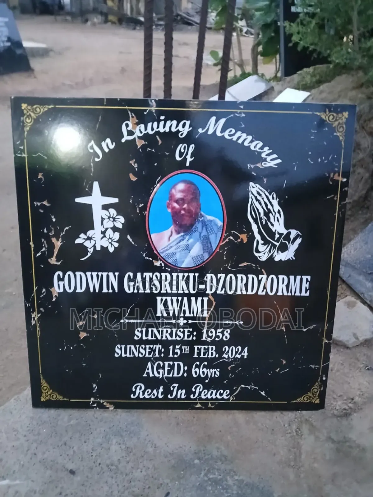 Memorial Plaque Writing