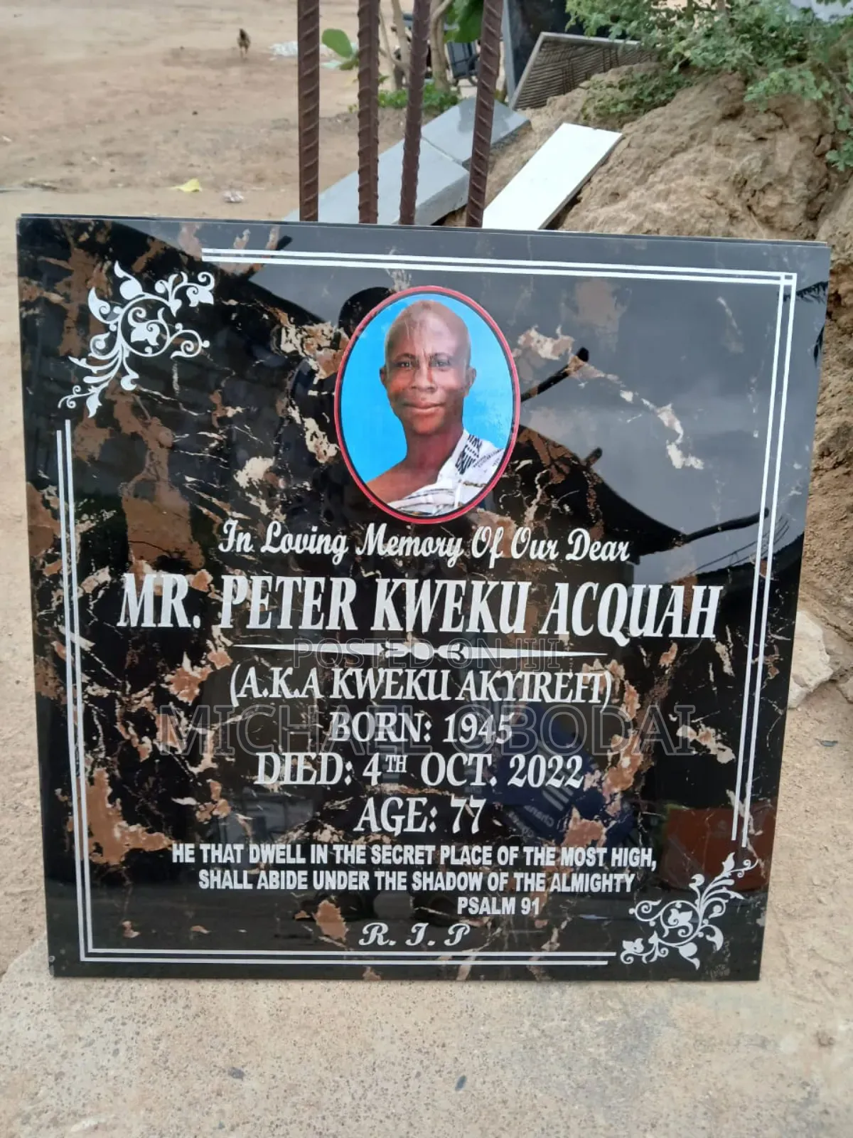 Memorial Plaque Writing
