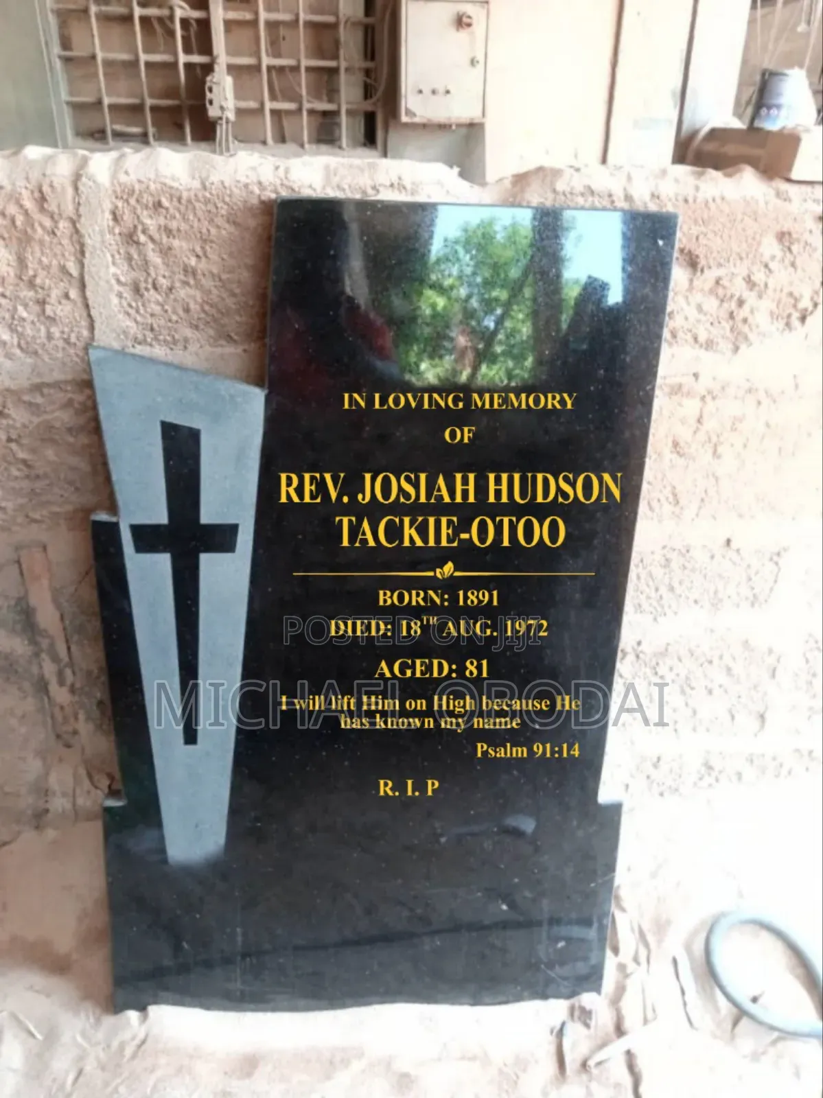 Memorial Headstone Writing