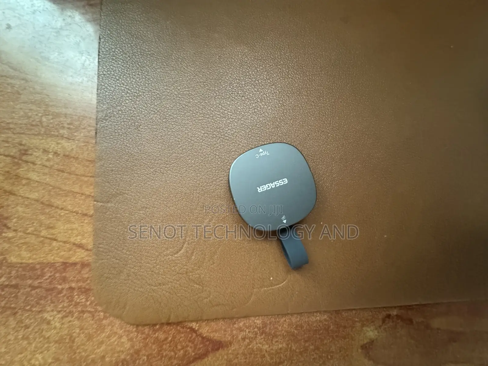 Magnetic Wireless Charger For Apple Watches.