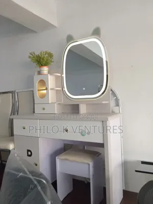 Dresser for Queen's Birthday