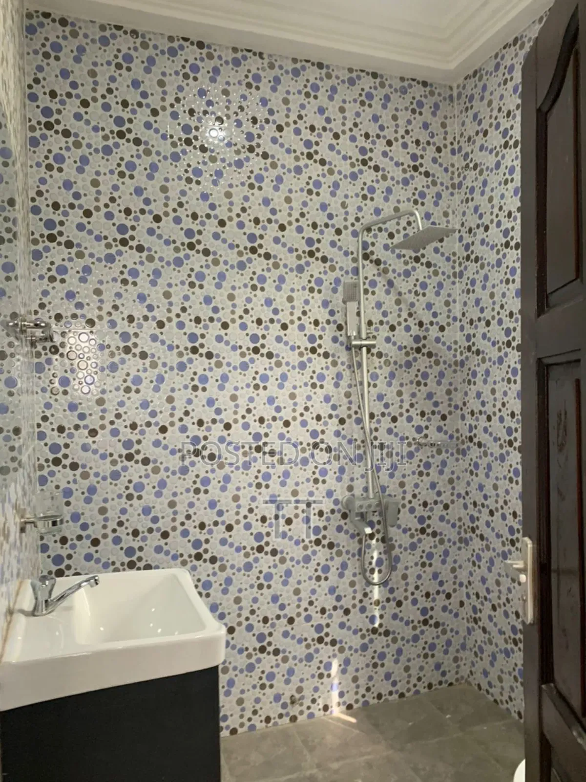 2bdrm Apartment in Teshie Agbleza for rent