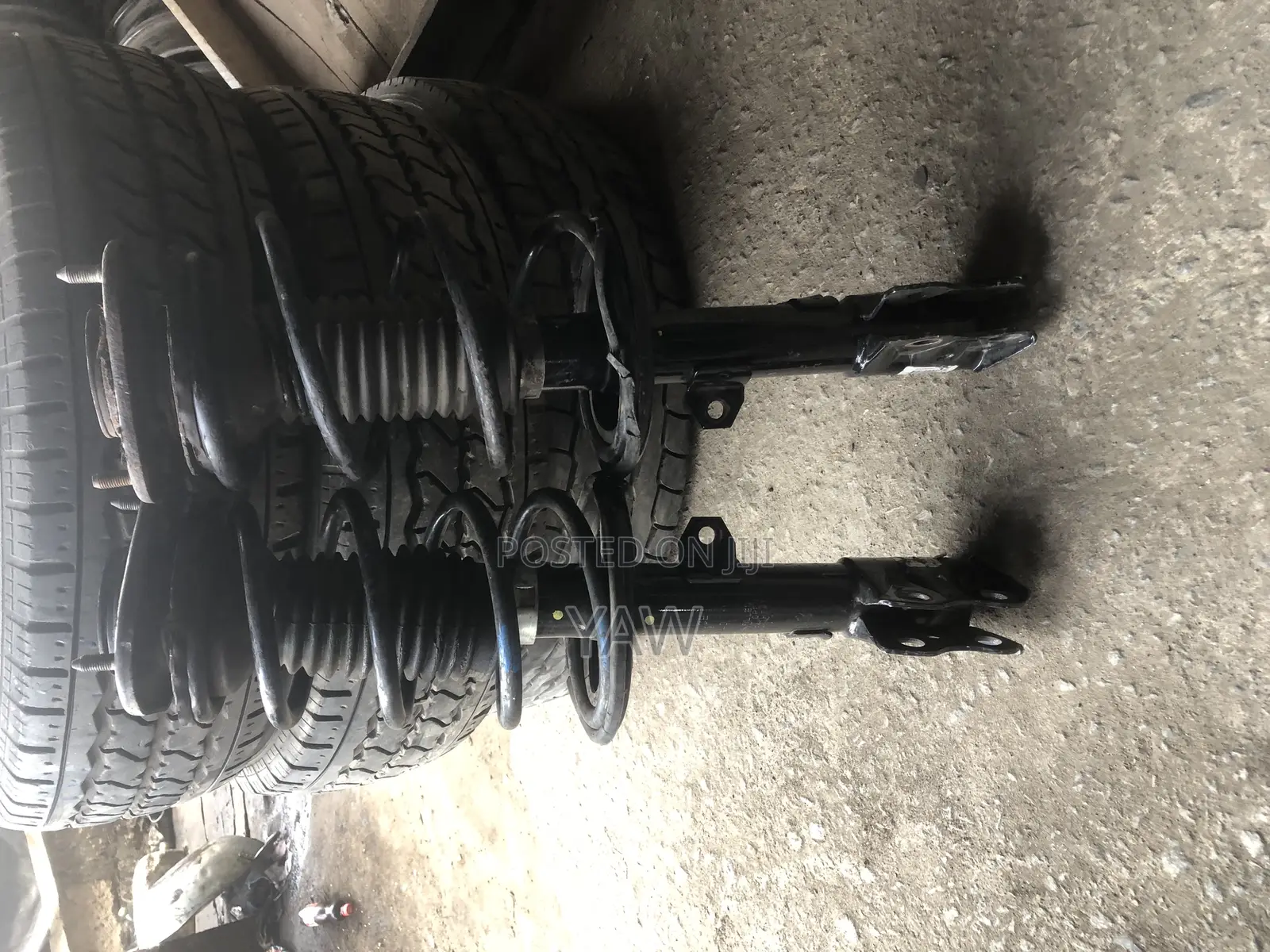 Toyota Corolla 2009-2012 Shocks