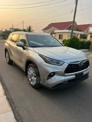 Toyota Highlander Limited 2021 Gray