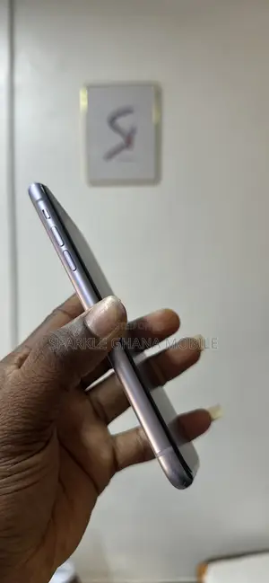 Apple iPhone 11 64 GB Purple