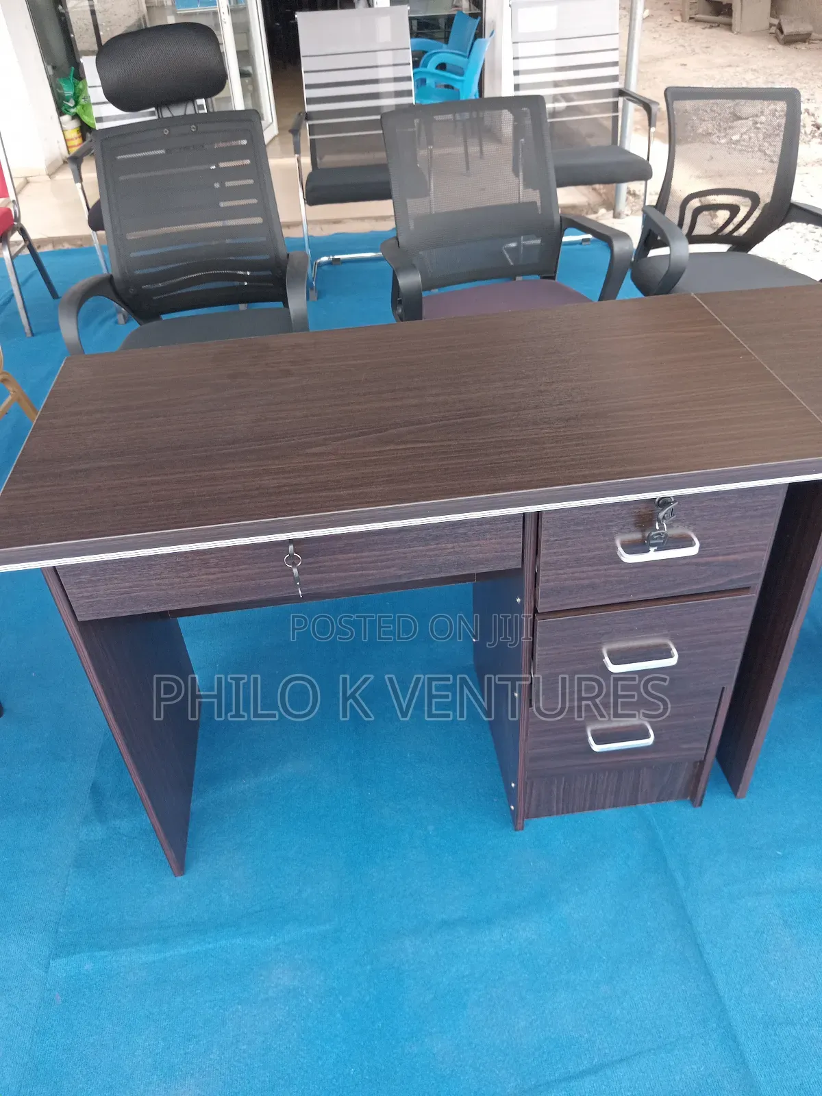 Tutor Table for Classroom