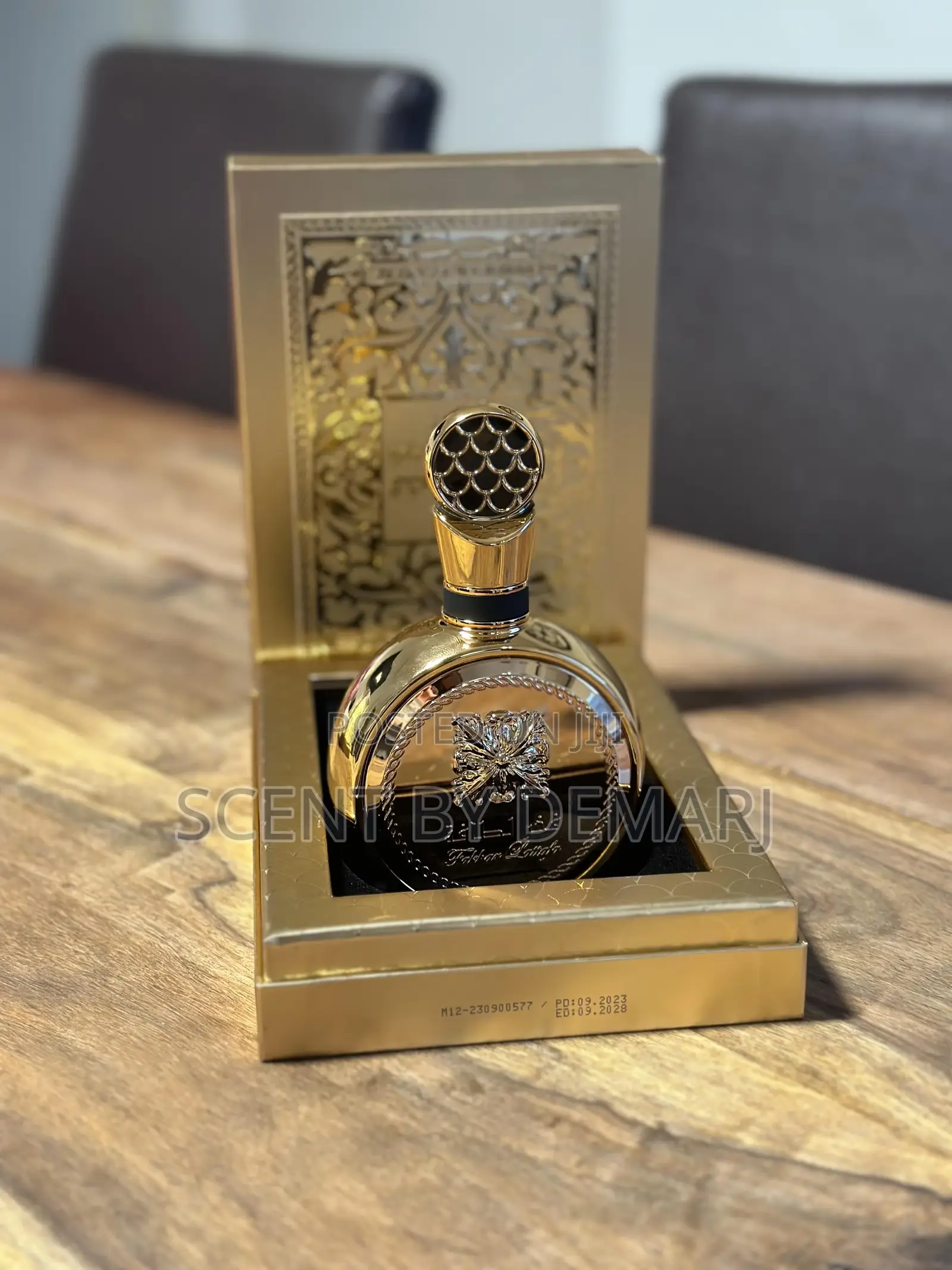 Fakhar Gold Extrait by Lattafa