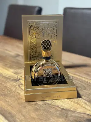 Fakhar Gold Extrait by Lattafa