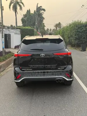 Toyota Highlander XSE 2022 Black