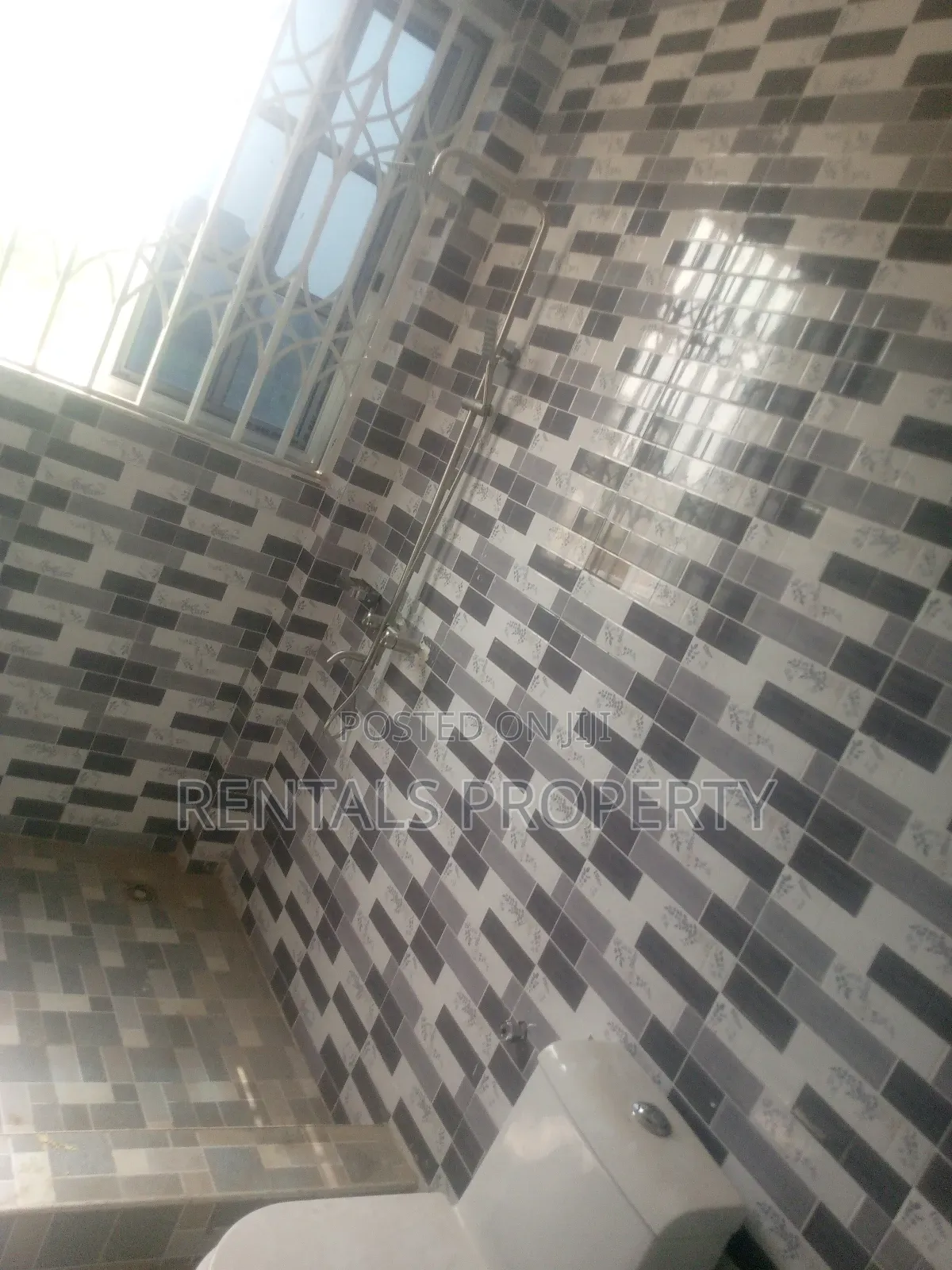 2bdrm Block of Flats in Frafraha for rent