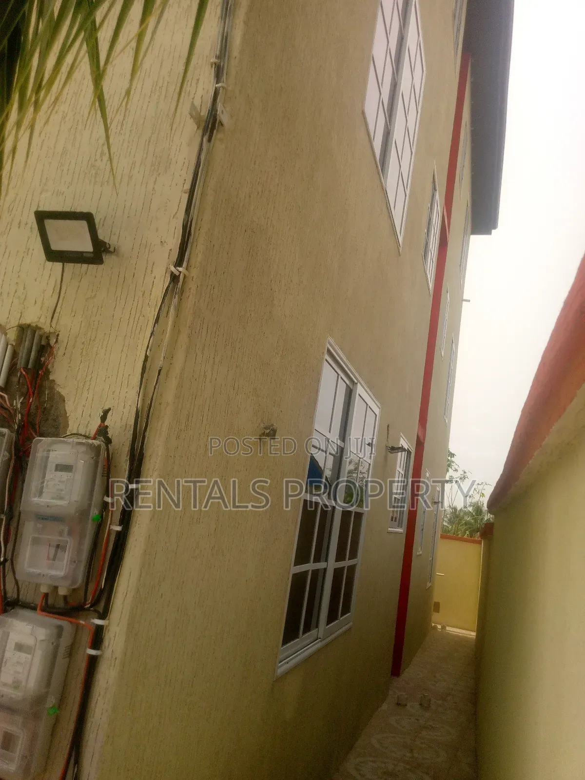 2bdrm Block of Flats in Frafraha for rent