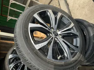 Lexus Rx350 Rim 20 Very Neat