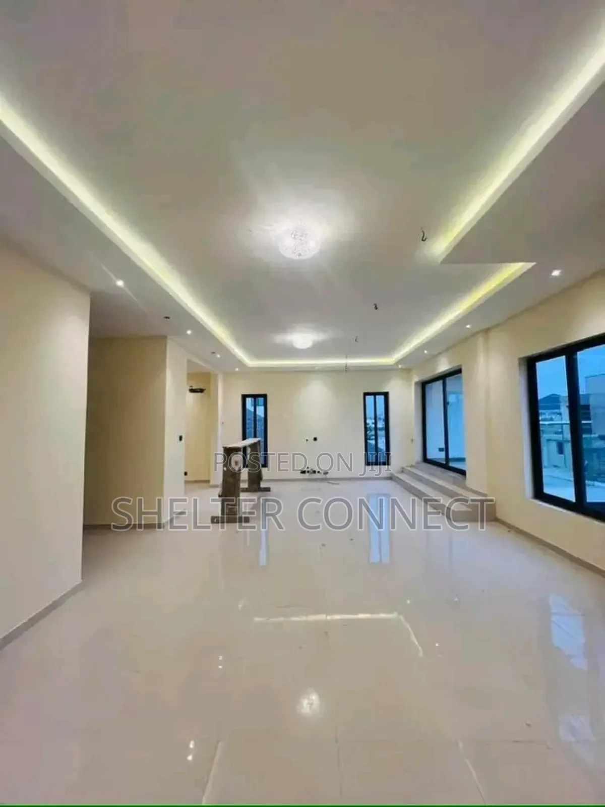 4bdrm Duplex in East Legon,  West for sale